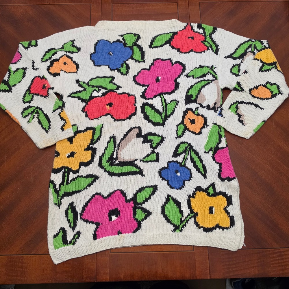 Adrienne Vittadini Sweater Womens S White Floral Ramie Cotton Knit Crew Sport